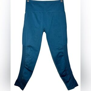 Fabletics Women’s Teal Leggings - Size Medium